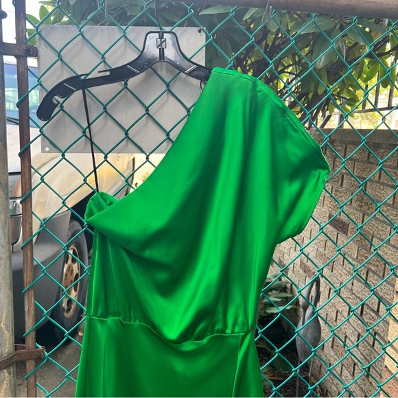 RENEE C. Women’s Satin One-shoulder Dress - M - Picture 5 of 13